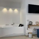 招待所 Vecchia Alimini 4*